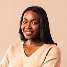 A little pivot never hurt anyone... 😊 I'm excited to share that I've  started a new role as an Influencer Account Manager at Burson! 🎉 It's been  just over 4 weeks, and