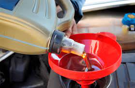 Conventional oil and synthetic oil use the same base oil and thus, operate in similar ways. Synthetic Vs Conventional Oil What S The Difference Gmb Blog