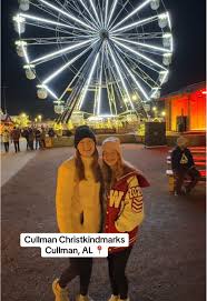 welcome to Alabama’s Hallmark Christmas town❤️🎄 #christmas #placestovisit  #alabama #fyp #hallmarkmovies #christmaslights #abbyandally