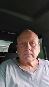 Who had a "cool mom" , or a "cool aunt", back in the day? , There sure the  heck wasn't any cool dads that I knew of. Dad's were built for kicking as  back then.