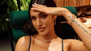 Cecilia Rodriguez volto dei gioielli Rosato per la campagna Orizzonti