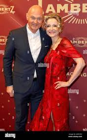 Sandra navidi hi-res stock photography and images - Alamy