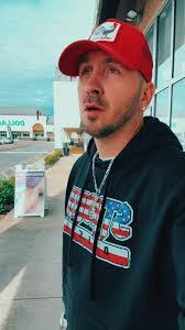 Michael Truitt's Instagram, Twitter & Facebook