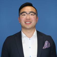 What Makes a Leader' With Brett Mooney, President & CEO of Amex Canada