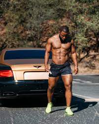 South africans made the photo of doppelganger surface on social media and has caught the attention of the rapper. Is Thobeka Majozi Cassper S Girlfriend And Mother Of His Twins 8 Facts About Her