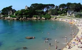 There's such a breathtaking nature, and i don't think that any picture can capture this! Perros Guirec Plages L Eau De Baignade Excellente Le Tregor