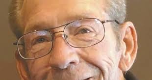 Amy Maki's Instagram, Twitter & Facebook