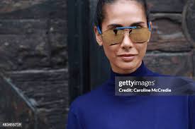 135 Lindy Lee Photos & High Res Pictures