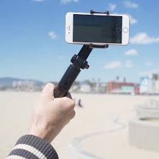 シャッターリモコン付きで三脚にもなる スマホ用小型スタビライザー immo stabilizer bouncy バウンシー バウンシー リモコン シャッター