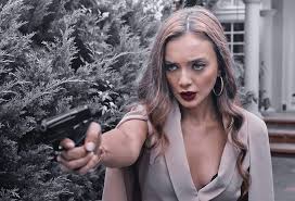 Joseph french high school, she started her theater studies at paris sorbonne university and completed yeditepe university in theater department. Damla Sonmez Turkish Actors Actors