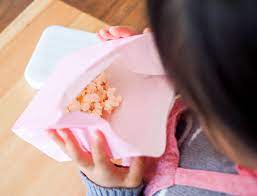 あゆのこどもごはん 紙袋と電子レンジで簡単楽しい ポップコーン作り 手作りおやつ ごはん 一緒に料理
