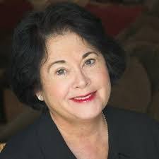 Susan Valenti's Instagram, Twitter & Facebook