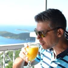 Mike Cundall (@mtcundall)