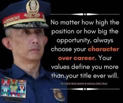 🇵🇭 Mayor Magalong is too smart not to figure out that the ICI is just a  showcase investigative body. 'Someone' had to act to appease the angry  masses so they formed a