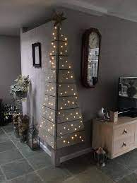 40 Christmas Decorations Spreading On Pinterest Christmas Decor Diy Creative Christmas Diy Holiday Decor