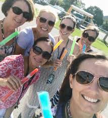 Headlines & Features