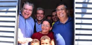 Resultado de imagem para dino e Sarney