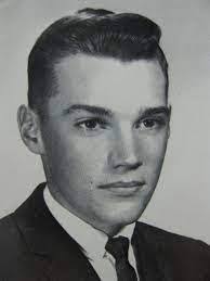 Dominic Nilo's Instagram, Twitter & Facebook