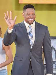 Strahan spoke to gap nation to calm audiences' fears of any dental work. Michael Strahan Closing Signature Tooth Gap Was April Fools Prank