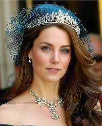 Would you like to have the right-hand person?🧐 #AFKJourney #Bonnie