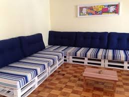 Make a beautiful pallet sofa pair for indoor or outdoor usage following this easier diy project. Top 10 Beautiful Diy Pallet Couch Ideas Pallets Designs