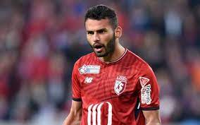 A aparição, com sorrisos largos e a bola nos pés, deixam claro a evolução acima da média da recuperação de uma. Flamengo Observa Thiago Maia Volante Do Lille Flamengo Coluna Do Fla