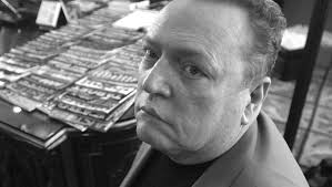 Whenever a case is tried, it will be based on a community standard for that particular place. Larry Flynt Der Skandal Verleger Ist Gestorben Bunte De