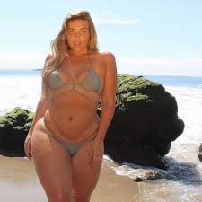 Queen nina curvy model - 73 photo