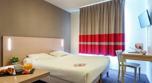 Réservez sur appart city aux meilleurs prix votre appartement hôtel meublé pour un court ou long séjour. Hotel Lyon A Proximite De La Gare De Lyon Part Dieu