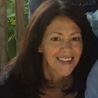 Linda Bellone's Instagram, Twitter & Facebook