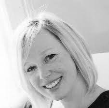 Regina Biddle's Instagram, Twitter & Facebook