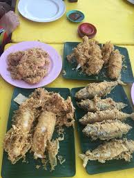 Masak mie indomie goreng bahannya 2 bungkus indomie goreng cabe merah 2 buah cabe rawit 2 buah selera ya bawang merah 2 siung kacang polong saos 1 sendok selera. Food Viral Malaysia No Twitter Ni Harga Dye Wey 1 Sotong Rm10 13 Ekor 2 Ikan Selayang Rm3 50 Ekor 3 Udang Rm5 00 3 Ekor 4 Mee Goreng Bungkus Rm2 00 Mee Basah Sedapp Https T Co 8ppnk84li1