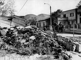 Última hora de fotos, vídeos, equipo de fútbol, terremotos y sucesos de santiago la capital 2021 y del resto de ciudades del país chileno. Terremoto 8 De Julio De 1971 De La Tragedia A La Creacion Diario Y Radio U Chile