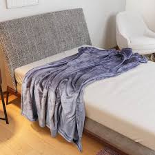 بطانيه ثقيلة متجر مفارش ميلين In 2021 Blanket Throw Blanket Bed