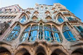 Paseo manuel girona under the porta de la finca miralles, 08034 barcelona spain. Gaudi Barcelona 10 Of The Architect S Greatest Masterpieces