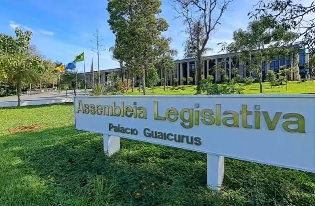 Dia do Servidor Público é marcado por homenagens e reflexão na Assembleia Legislativa