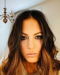 Just did a fun photo shoot with @andybaxter3 and @hannadeanmakeupqueen for  some new shots! Amazing hair and makeup! You made me look good today! ❤️