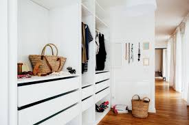 So, a basic white laminate custom closet of this size would cost $2,250. 2021 Average Closet Remodel Cost With Price Factors