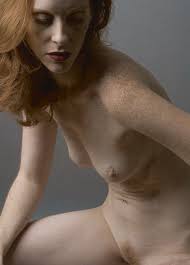 Louis Benjamin. The Naked and the Lens: A Guide to Nude Photography. 2010