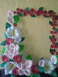 Cuadros, retratos en espejo, marcos decorados, nombres de goma…. 29 Ideas De Marcos Fotos En 2021 Manualidades Flores De Fomi Marcos Para Fiestas