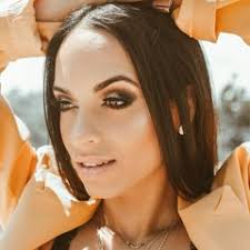 Stream Daisy Mayze music