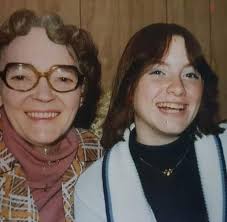 Hi all! Hoping I can post this here.. 🤍