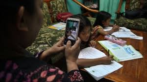 Pengertian perangkat pembelajaran adalah kumpulan alat (bantu) yang digunakan guru agar rpe merupakan hasil analisa pada manajemen waktu yang efektif pada saat tahun ajaran dilaksanakan. Sekolah Di Tengah Pandemi Covid 19 Tahun Ajaran Baru Dan Skenario Kembali Ke Sekolah Mengapa Ada Penolakan Dari Orang Tua Siswa Bbc News Indonesia