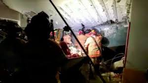 El derrumbe se produjo entre las calles 88 y collins avenue, en surfside, cerca de miami beach, en un estamos en contacto con las autoridades del condado de miami. K5wzxd1miv5fam