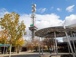 Shepparton (/ ˈ ʃ ɛ p ər t ən /) (yortayorta: Shepparton Tower Attraction The Murray Victoria Australia