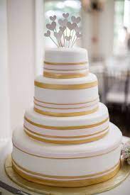 Plymouth Wedding At Pinehills Pavilion Wedding Cakes With Flowers Wedding Cake Inspiration Wedding Cakes