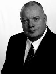 Foreign National Arriving In The US? Simon Brady, CFP® Can Be Your Best  Resource.