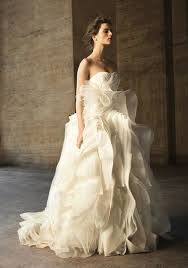 4 Wedding Dress Tips For Brides To Be From Vera Wang Diana Wedding Dress Wedding Dresses Vera Wang Used Wedding Dresses