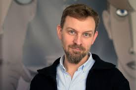 He received his oscar nomination for the 1974 animated short movie sisyphus.d12. A Jarvany Sem Allhatta Utjat A Toldi Rajzfilm Befejezesenek Vasarnap Hu