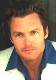 عوامل فیلم سینمایی گریز از اسلحه (2000)